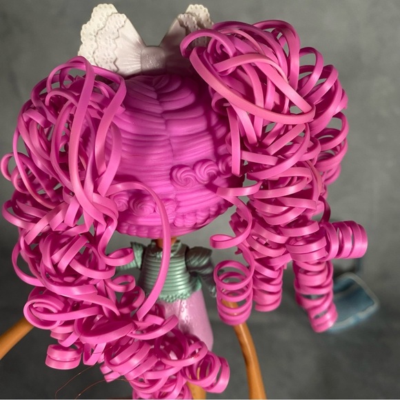 Lalaloopsy Girls Cake Fancy Frost 'N Glaze Fashion 9” Doll - Picture 6 of 11